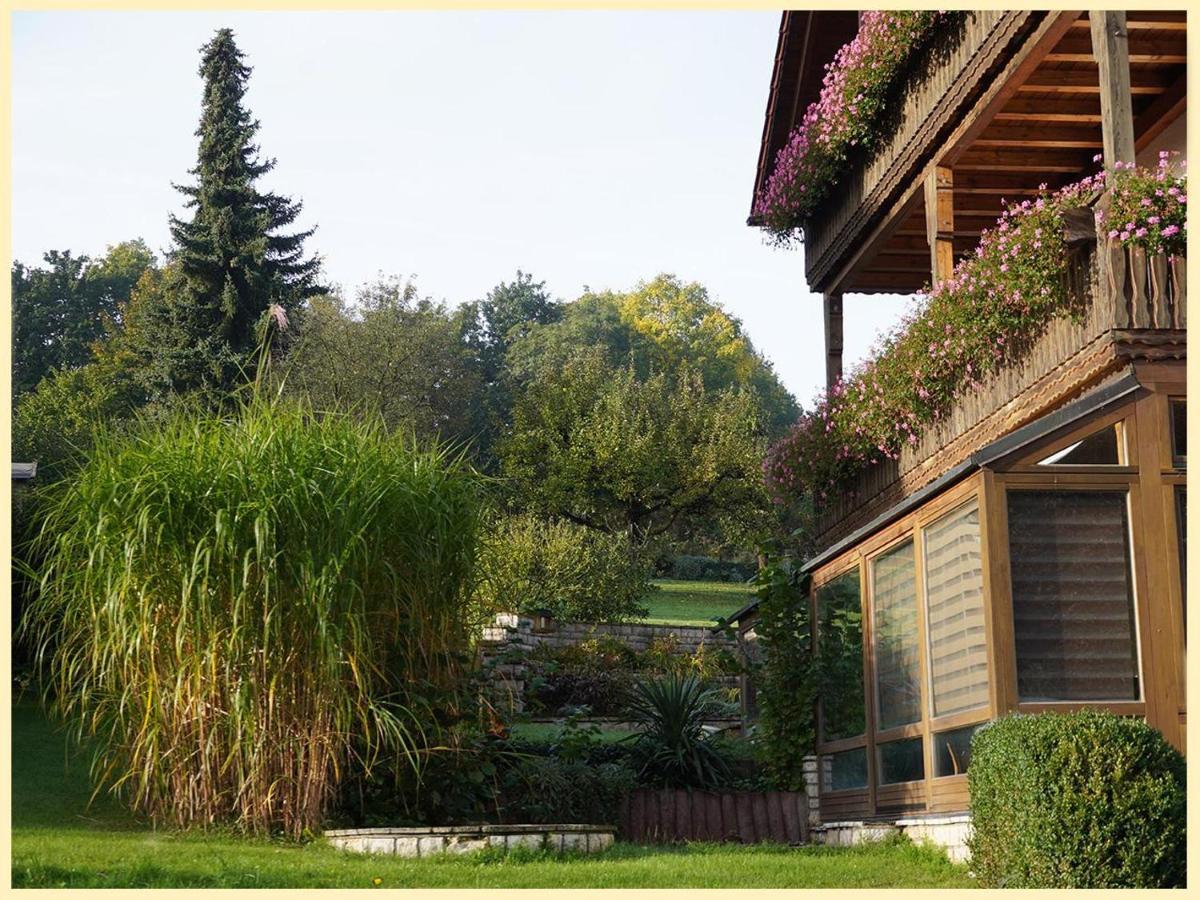 Bed and Breakfast Gastehaus Claudia à Bad Abbach Extérieur photo